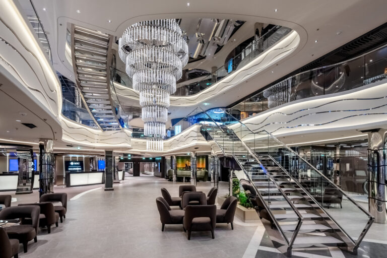 MSC World Asia, World Galleria